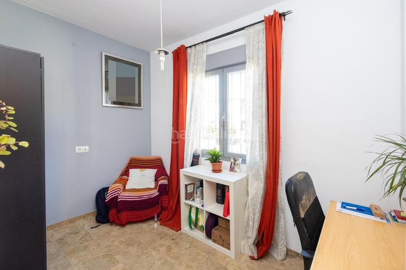 Foto b5834b8d-1ae6-456d-ae1d-d297141a12b7. Maison avec chauffage parking dans Jun