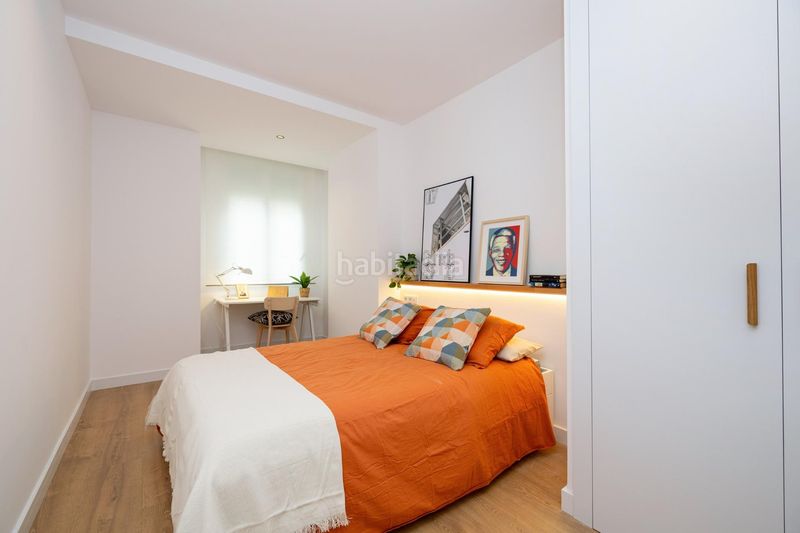 Foto 26b4f352-f3f9-4120-a845-bd3fa5d0ff25. Piso en Barrio de Zaidín Granada