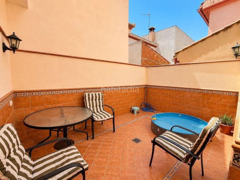 Foto 17c9af8f-2e59-47bd-8a66-4ef9ec9a6b5d. Casa amb aparcament a Padul