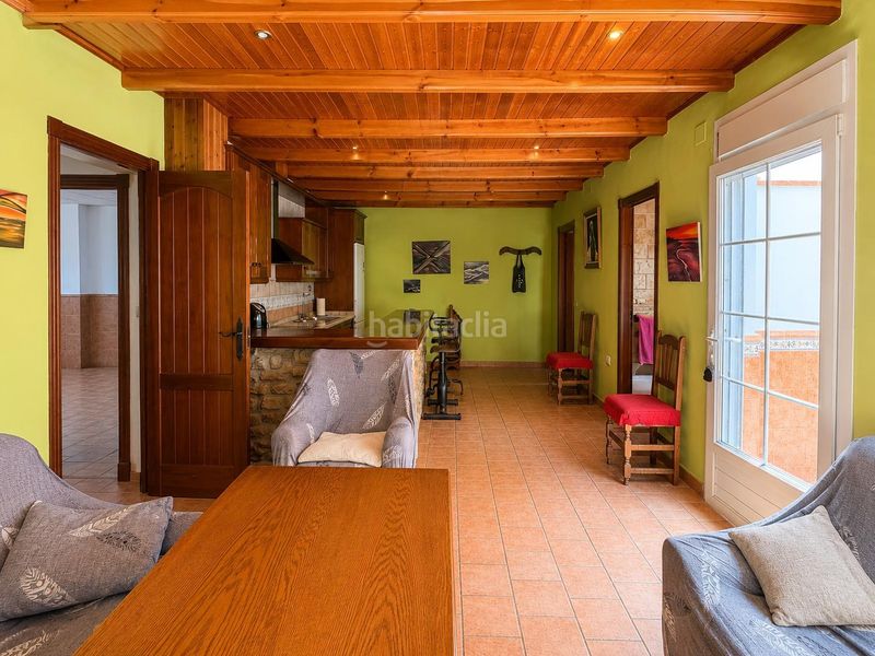 Foto 56ff547f-a919-41d4-9703-a679ff6b950e. Casa amb aparcament a Padul