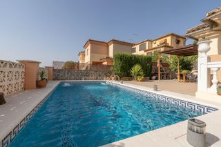 Chalet in Camino ALBARRATE, DE