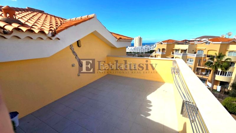 Foto 02b7827a-6f19-4792-8487-39eb6da95f48. Dúplex amb piscina a Los Cristianos Arona