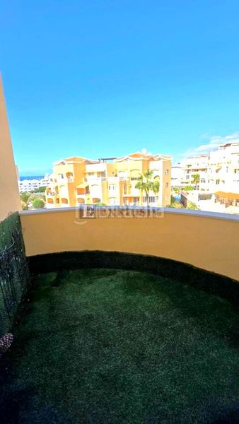 Foto c9434a64-9ff6-4447-b9c3-e7101bc79e0c. Dúplex amb piscina a Los Cristianos Arona