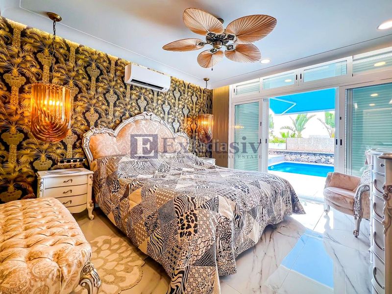 Foto d9c2b4b9-3ade-4374-83ff-245fd4349e77. Casa amb piscina a Playa Fañabé Alto Adeje