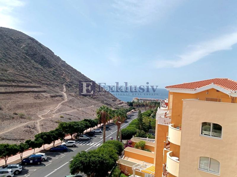 Foto 85b61c04-c83e-422f-9773-17ddb977a9ff. Àtic amb aparcament a Los Cristianos Arona