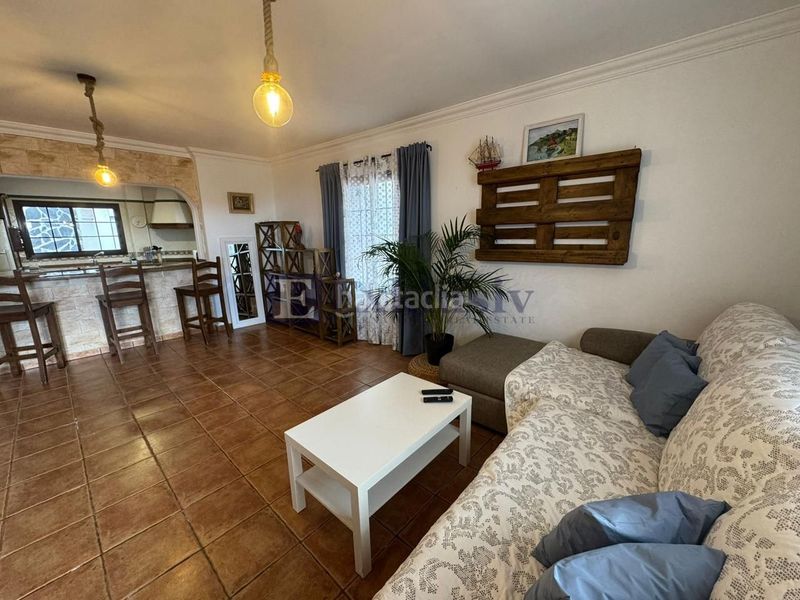 Foto 8fa00d28-ef1a-469a-b13d-389665d6e314. Casa amb aparcament piscina a Sauzal (El)