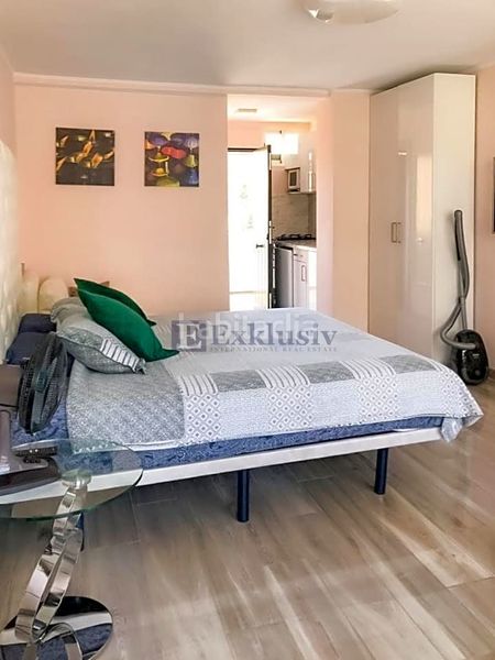 Foto 95dfcce4-c1c9-4dcc-b35a-2d13d1c9ba2f. Estudi amb aparcament a Playa de las Américas Adeje