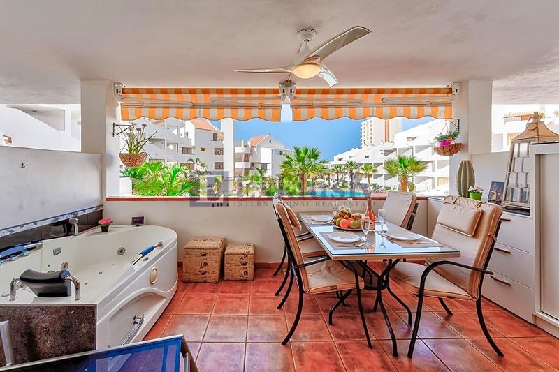 Foto 124666ae-93c4-4c9c-8805-697063bb7b24. Piso en Los Cristianos Arona