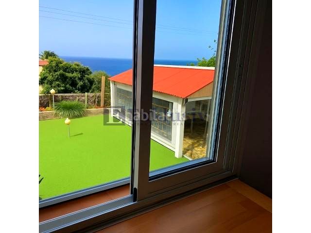 Foto 52cbd58b-1333-4461-9cc9-059174a7c093. Casa amb aparcament a Cuesta de la Villa Santa Úrsula