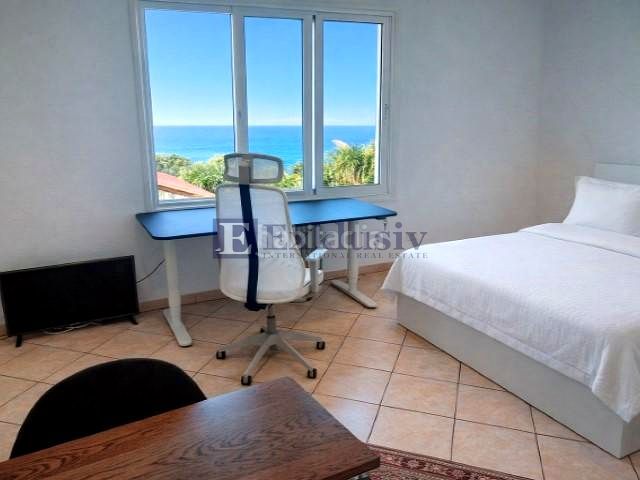 Foto a2f2ac9a-d852-4675-b97b-940c570e8409. Casa amb aparcament a Cuesta de la Villa Santa Úrsula