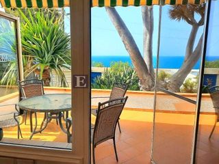 House in Cuesta de la Villa