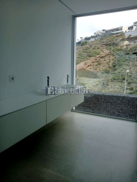 Foto 4653aa5c-e8c9-42ec-827f-d57e61e84ad4. Casa amb aparcament piscina a La Caldera Adeje