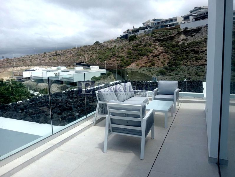 Foto e29da0df-2a43-4a1d-baa7-cb45516b2059. Casa amb aparcament piscina a La Caldera Adeje