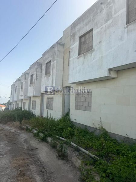 Foto 2617eed4-7ee4-4fb6-969b-4f26eb8e87d5. Edifici a Firgas