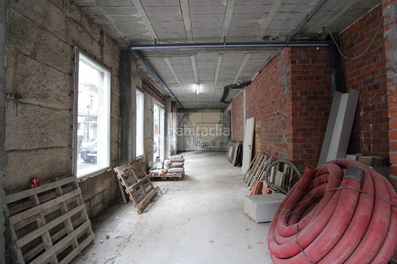 Foto 13a9427f-5057-49ab-b567-8309fcffbc28. Lloguer local comercial a Casablanca - Calvario Vigo