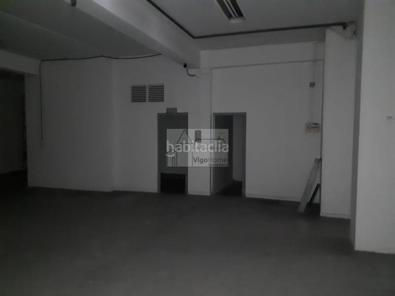 Foto a9513001-e710-4df4-b85f-80e184f86f18. Local comercial en Camelias - Pi y Margall Vigo