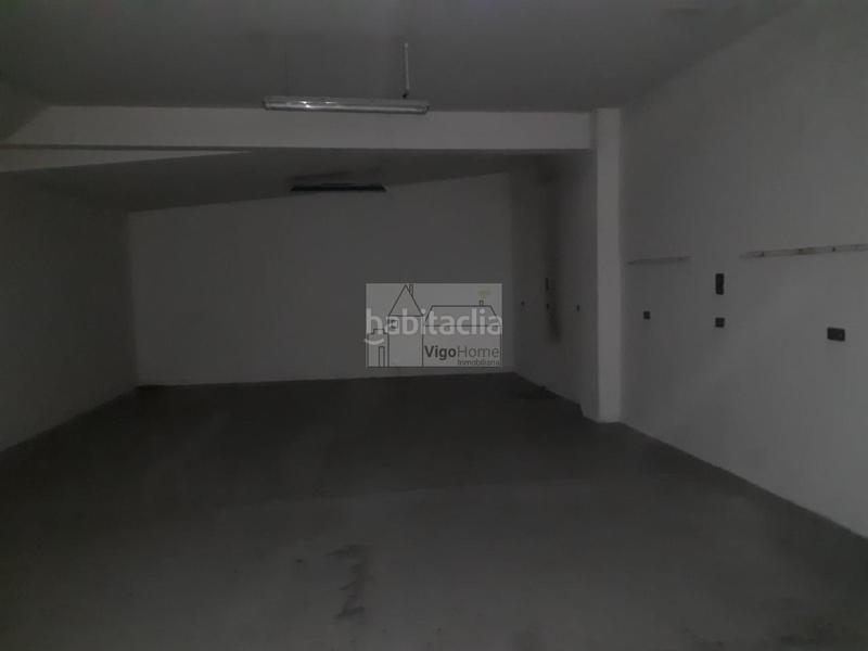 Foto b5db3e94-a76c-4c9b-a926-5d83a360e7c9. Locale commerciale in Camelias - Pi y Margall Vigo