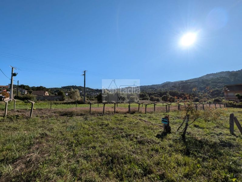 Foto b31b9622-c3d2-4f37-bdbe-ff37ecdb10a5. Terreny residencial a Redondela