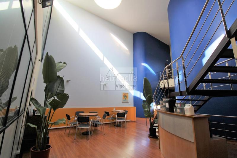 Foto 2eff6bd4-117c-40c1-9e39-435704a253a0. Rent office space with heating parking in Lavadores Vigo