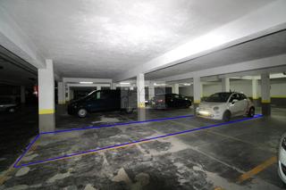 Autoparkplatz  Rua estrada