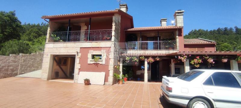 Foto 6900e20a-d0e9-4e12-ac3d-1b92d95b1466. Chalet mit heizung parking in Moaña