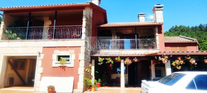 Foto dd2d1f17-4a42-43e8-b69f-4f485a5a8f1c. Chalet en Moaña