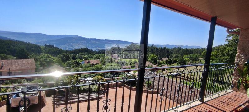 Foto 34a29fed-df35-4ef4-bf4f-d41eeeac4818. Chalet con riscaldamento parcheggio in Moaña