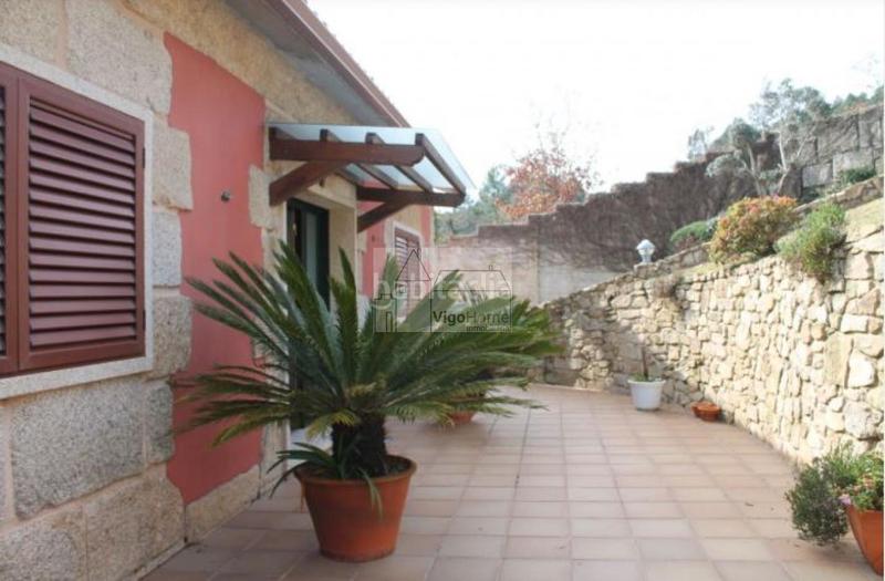 Foto 27733afb-6e9a-4d04-9f76-f71088effacf. Xalet amb calefacció aparcament a Moaña