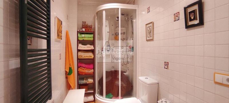 Foto 7319523f-4a3a-4b74-acdd-8dfb1f377292. Xalet amb calefacció aparcament a Moaña