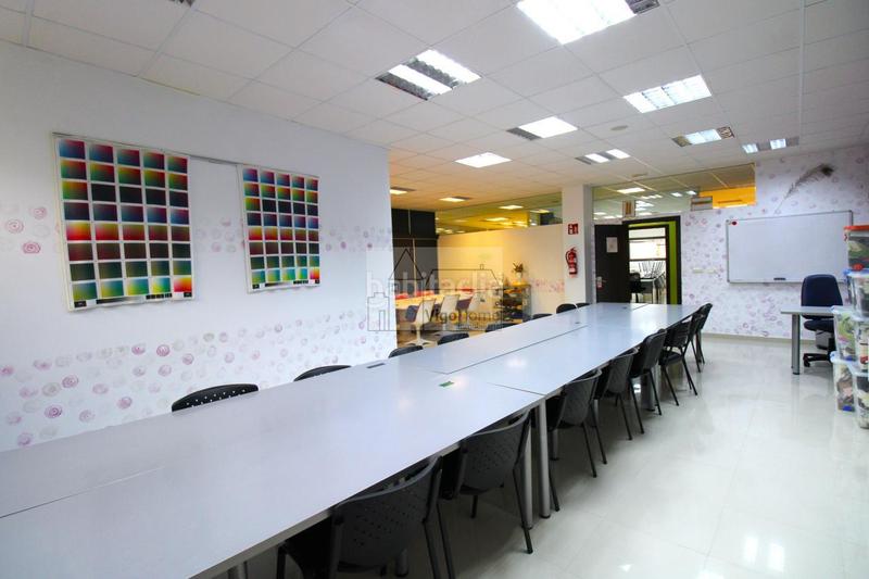 Foto 77f58618-5860-4b9e-8bef-1e28491fc334. Alquiler local comercial en Valadares - Beade Vigo