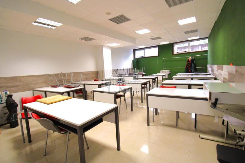 Foto 8623704d-79e7-40f6-ba48-0d9bcd07e5b5. Alquiler local comercial en Valadares - Beade Vigo