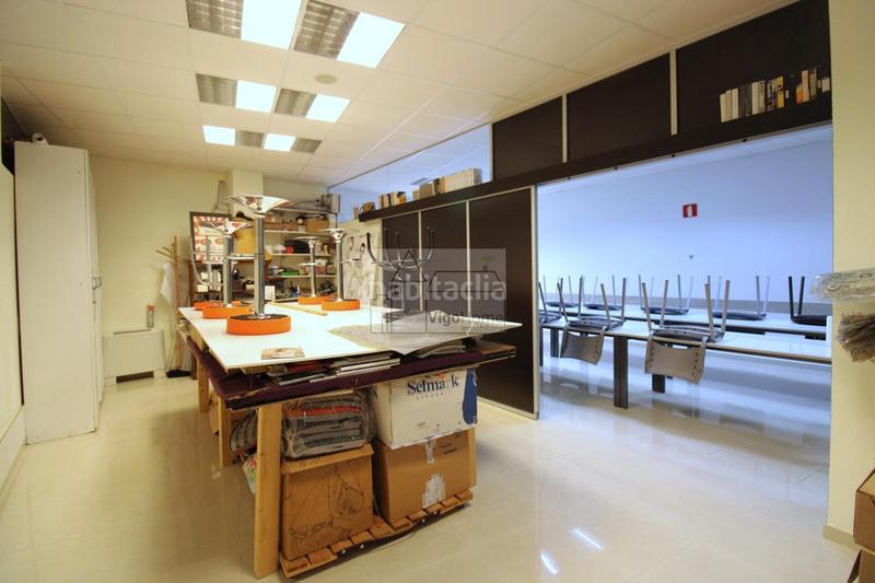 Foto 0ba89074-4dae-4f3d-9ce6-eddf0ca0d9e5. Location local commercial dans Valadares - Beade Vigo