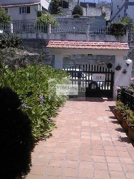 Foto 1583e4e4-8687-4eb6-b1bf-aecc97949036. Casa amb calefacció aparcament a Moaña