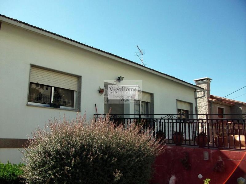 Foto c91bc039-8cde-4f88-b80d-fd48e3def6f3. Casa amb calefacció aparcament a Moaña