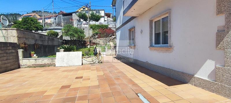 Foto cf9451b9-080a-4048-ba02-4e25ef8cd8ee. Casa amb calefacció aparcament a Moaña