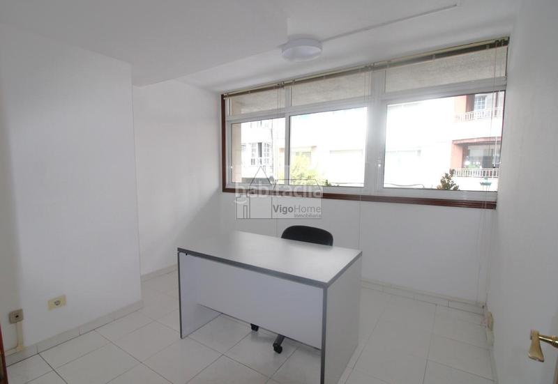 Foto f26c3ca1-601a-42a0-999d-f23b4c58bd17. Lloguer oficina a Centro - Areal Vigo