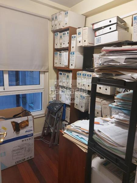 Foto 3dccd784-9f59-4f46-b432-c25426172913. Miete büro in Centro - Areal Vigo