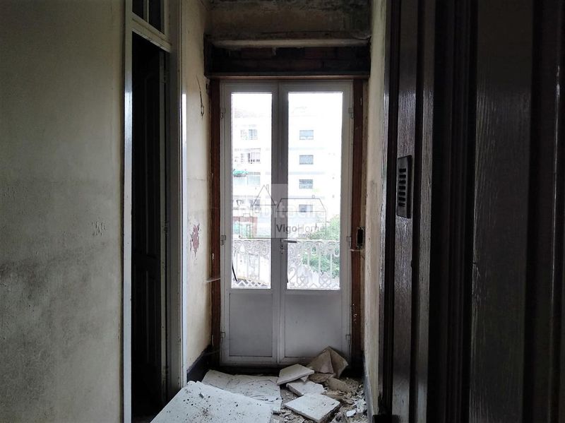 Foto 63477f60-4e86-4f26-b609-58fe22b2dc78. Edificio in Casablanca - Calvario Vigo