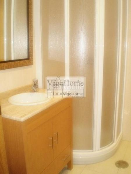 Foto 487c13b2-f39d-46bf-8da9-7c0cc714e342. Rent studio in alfonso xiii 12 in Centro - Areal Vigo