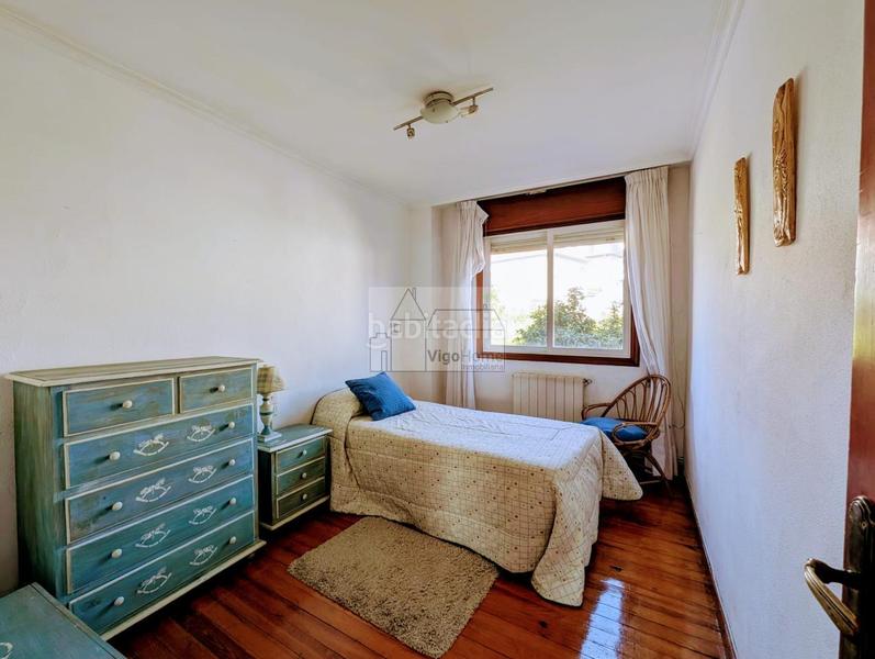Foto ad6f16d3-018b-4ee3-bdec-e01bb927b6db. Zweistöckige wohnung mit heizung in A Salgueira - O Castaño Vigo