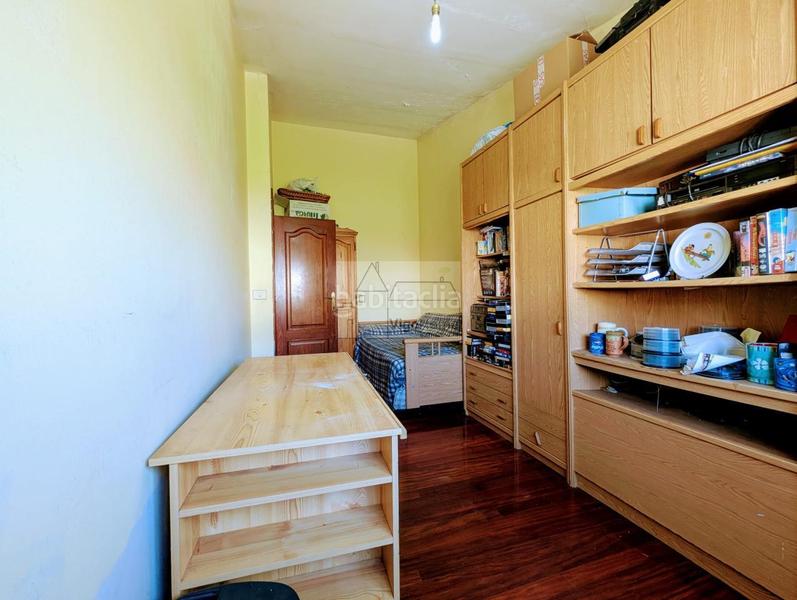 Foto c38a73b4-0f1a-4732-b6be-0638f2260134. Zweistöckige wohnung mit heizung in A Salgueira - O Castaño Vigo