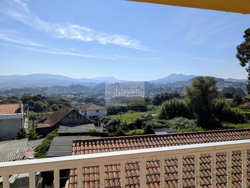 Foto c5f0a2dd-491c-4de0-a109-9b23fee967a6. Zweistöckige wohnung mit heizung in A Salgueira - O Castaño Vigo