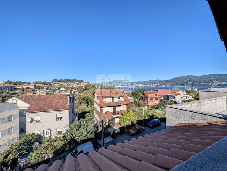 Foto 759825c9-c4d8-4f38-98ec-2df0038cc902. Casa a schiera con riscaldamento parcheggio in Teis Vigo