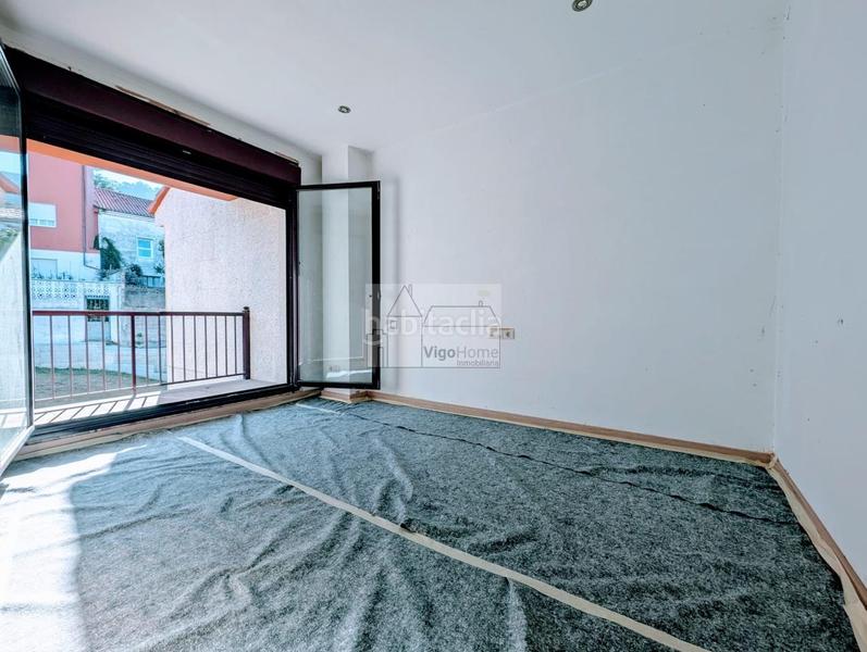 Foto 9a775a09-cfff-4dfd-9b2f-a3fc6a3b20e0. Casa adosada en Teis Vigo