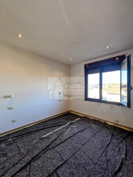 Foto be9e2c0c-a128-4fbf-b24e-7c4679d4d803. Casa adosada en Teis Vigo