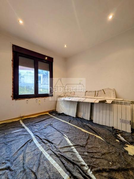 Foto 1565746f-443b-42cd-8c29-51f6c866f5f5. Semi detached house with heating parking in Teis Vigo