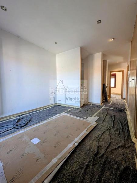 Foto c31f8fad-e595-457c-bf62-ef33407a6f51. Semi detached house with heating parking in Teis Vigo