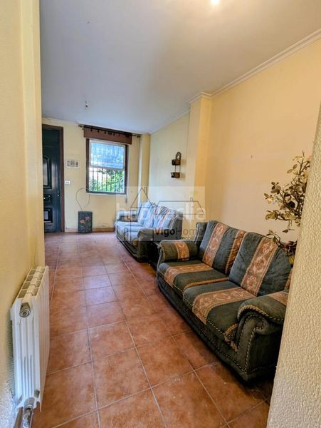 Foto 31bd1592-48a0-4bdd-bed9-6d52b7643a44. Edifici a A Salgueira - O Castaño Vigo
