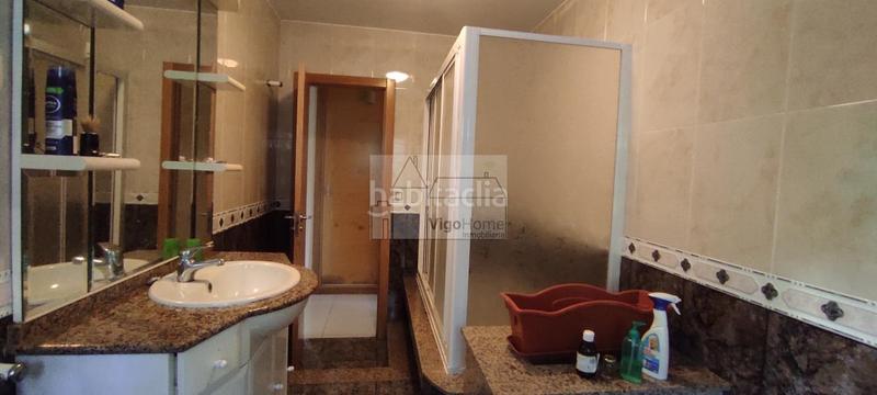 Foto b08bb8ce-52a7-437d-921d-287f4230e8e0. Haus mit heizung parking in Moaña