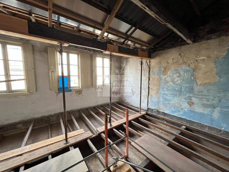 Foto c62a809b-bf66-451f-9e4e-9b396904e710. Ático en Centro - Areal Vigo